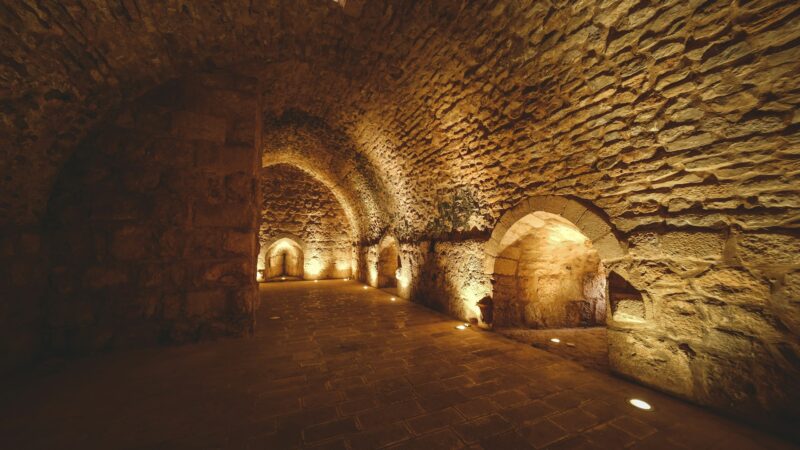 Les secrets des caves cachées de l’Auvergne : entre histoire et saveurs